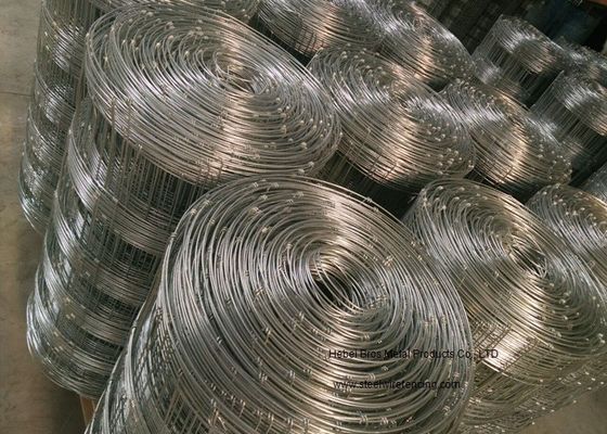 China Scharnier-Gelenk-Knoten galvanisierter Vieh-Zaun 0.8m - 2m Höhe für gesponnene Wiese fournisseur